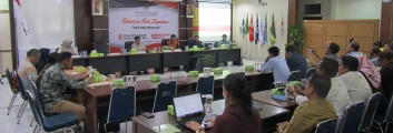 Tim Periset INSTITUT DAYAKOLOGI Lakukan Diseminasi Hasil Riset Kepemiluan di KPU Provinsi Kalimantan